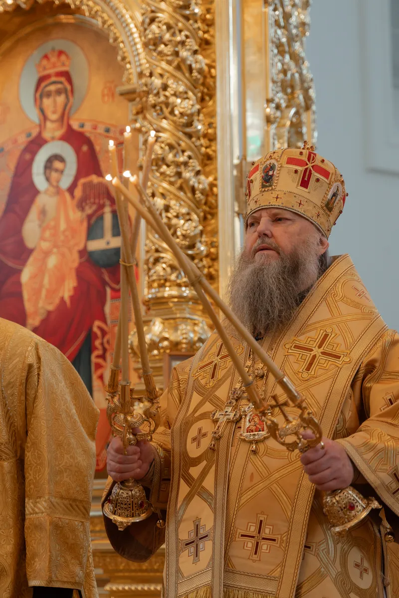 Ким Каттрал жалаңаш