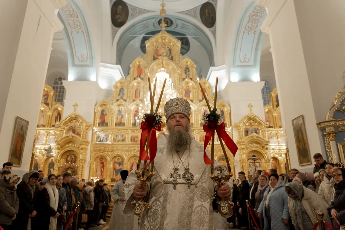 «СМЕРТЬ, ГДЕ ТВОЁ ЖАЛО?! АД, ГДЕ ТВОЯ ПОБЕДА?!»: ПРАВОСЛАВНЫЕ ХРИСТИАНЕ ВСТРЕТИЛИ СВЕТЛОЕ ХРИСТОВО ВОСКРЕСЕНИЕ